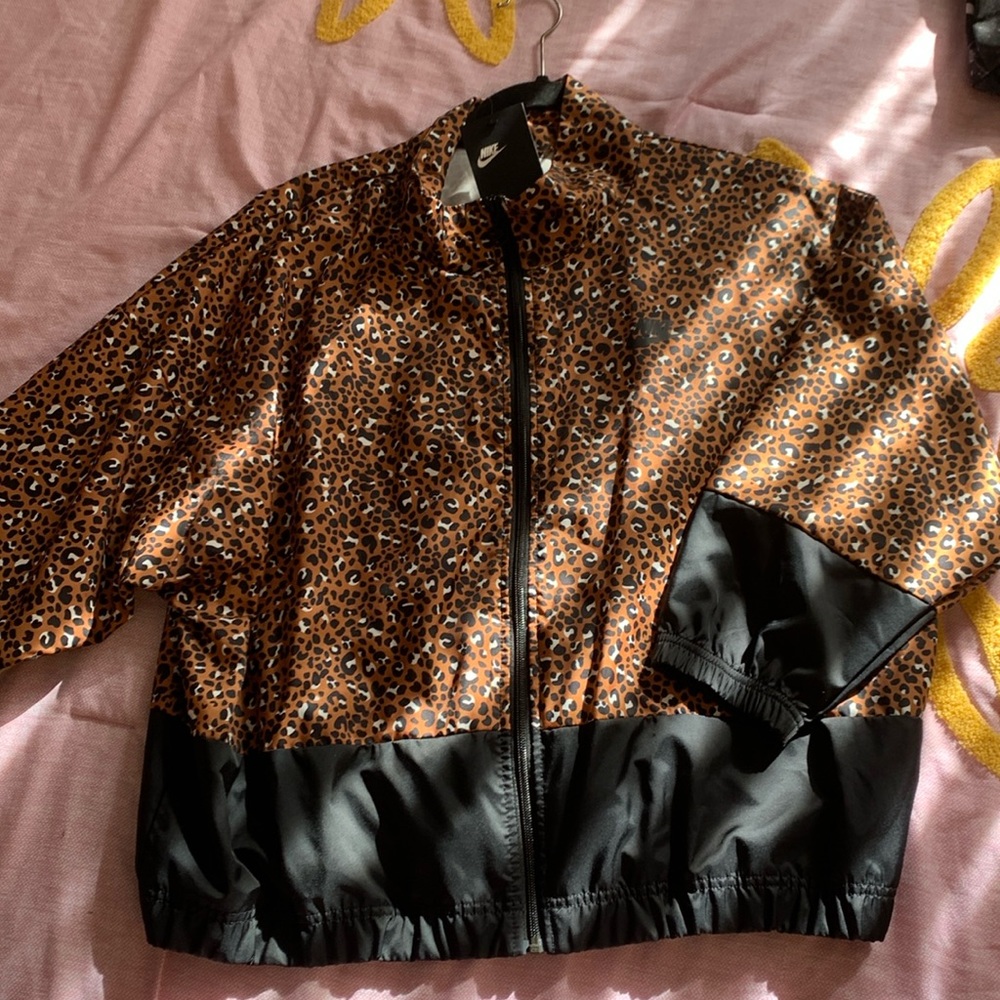 Nike Nylon Windbreaker Jacket - Picture 1 of 9